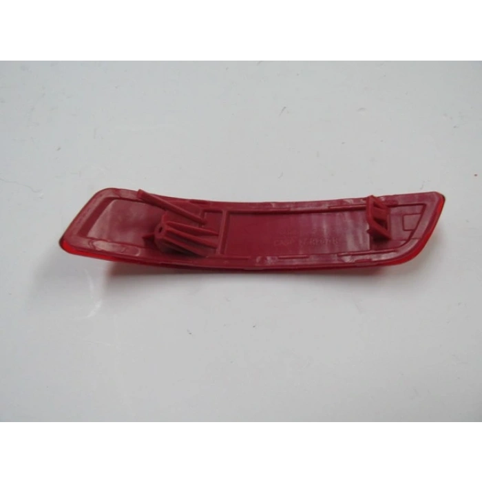 TOYOTA COROLLA- NDE180- 13/18; ARKA TAMPON REFLEKTÖRÜ SAĞ KIRMIZI