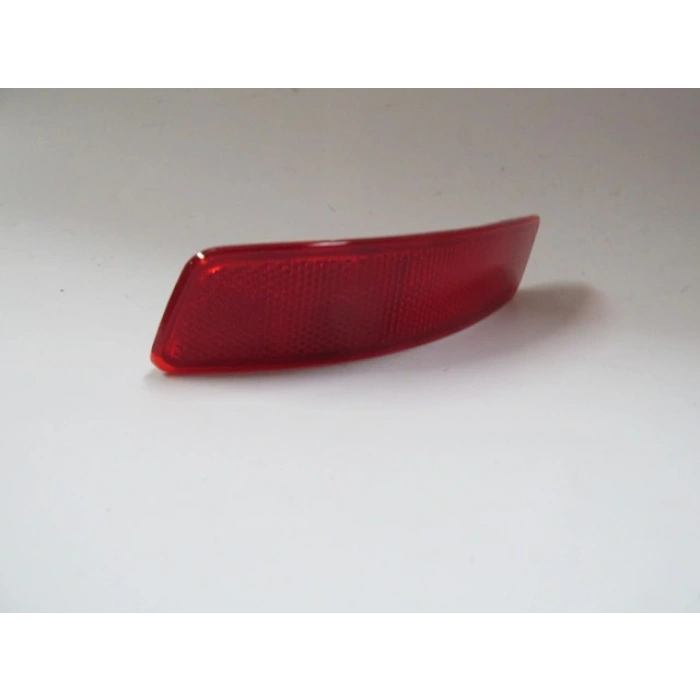 TOYOTA COROLLA- NDE180- 13/18; ARKA TAMPON REFLEKTÖRÜ SOL KIRMIZI