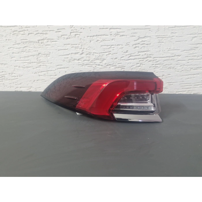 TOYOTA COROLLA SOL ARKA DIŞ STOP LAMBASI LEDLİ SIFIR 2019-2024