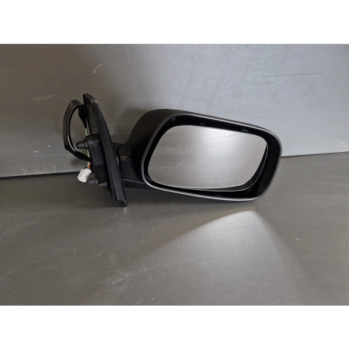 TOYOTA COROLLA SAĞ DIŞ AYNA ELEKTRİKLİ KARE FİŞ SIFIR 2002-2006