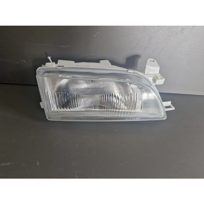 TOYOTA COROLLA SAĞ ÖN FAR AE100 / AE101 SIFIR 1993-1998