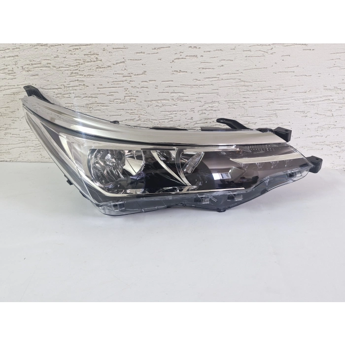 TOYOTA COROLLA SAĞ ÖN FAR NİKELAJ ÇITALI SIFIR 2017-2019