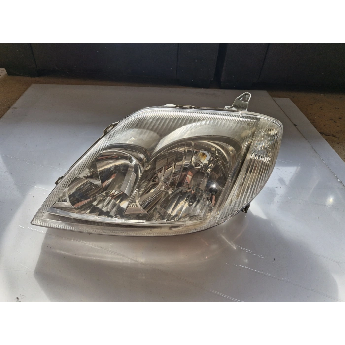 TOYOTA COROLLA SEDAN SOL ÖN FAR MOTORLU 2004-2007 ÇIKMA