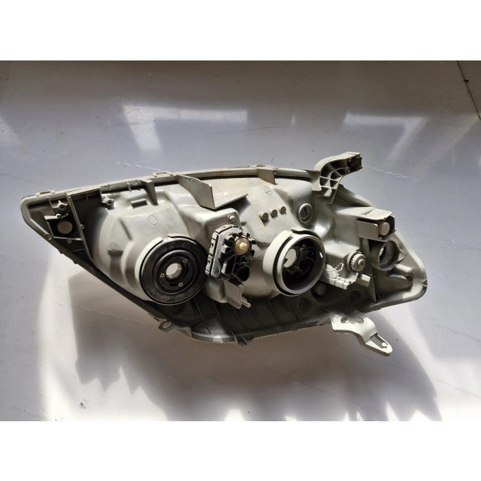 TOYOTA COROLLA SEDAN SOL ÖN FAR MOTORLU 2004-2007 ÇIKMA