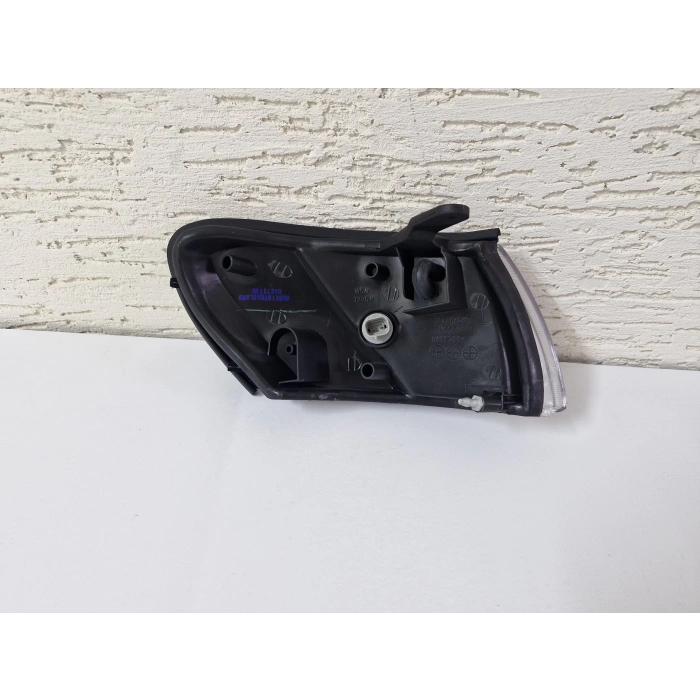 TOYOTA COROLLA SOL ÖN FAR SİNYALİ BEYAZ SIFIR 1993-1997