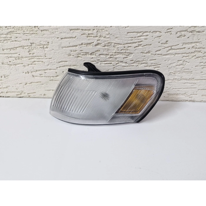 TOYOTA COROLLA SOL ÖN FAR SİNYALİ SARI SIFIR 1992-1994