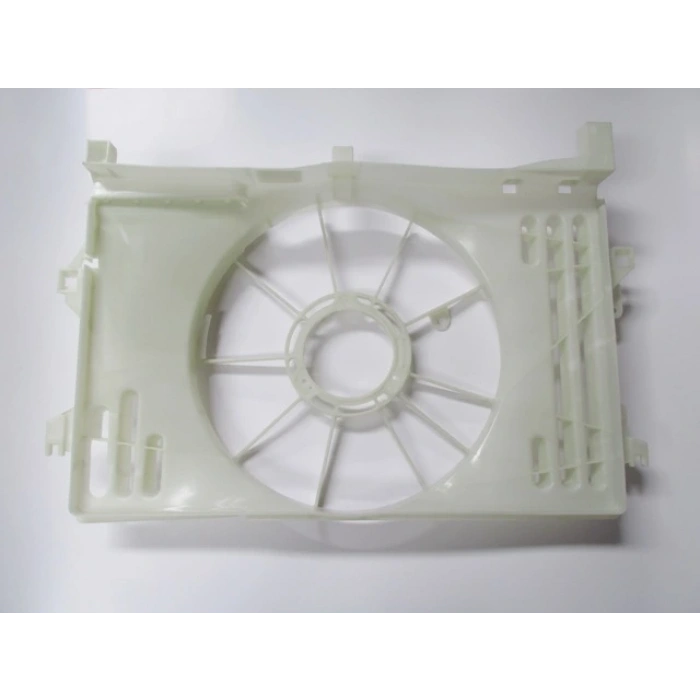 TOYOTA COROLLA- ZZE121- 02/04; RADYATÖR FAN DAVLUMBAZI BOŞ GÖVDE (SU DEPOSU İLE) BENZİNLİ(TW