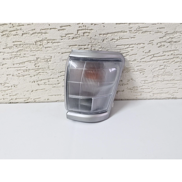 TOYOTA HİLUX SOL ÖN FAR SİNYALİ SIFIR 1998-2001