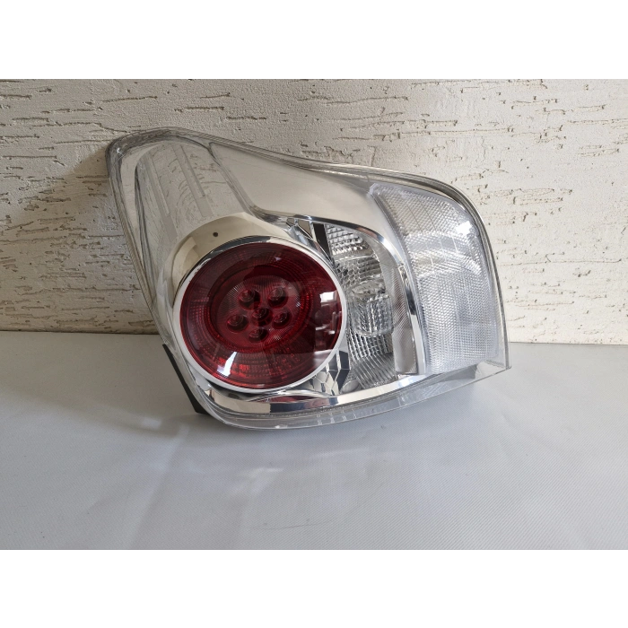 TOYOTA VERSO SAĞ ARKA STOP LAMBASI SIFIR 2013-2016