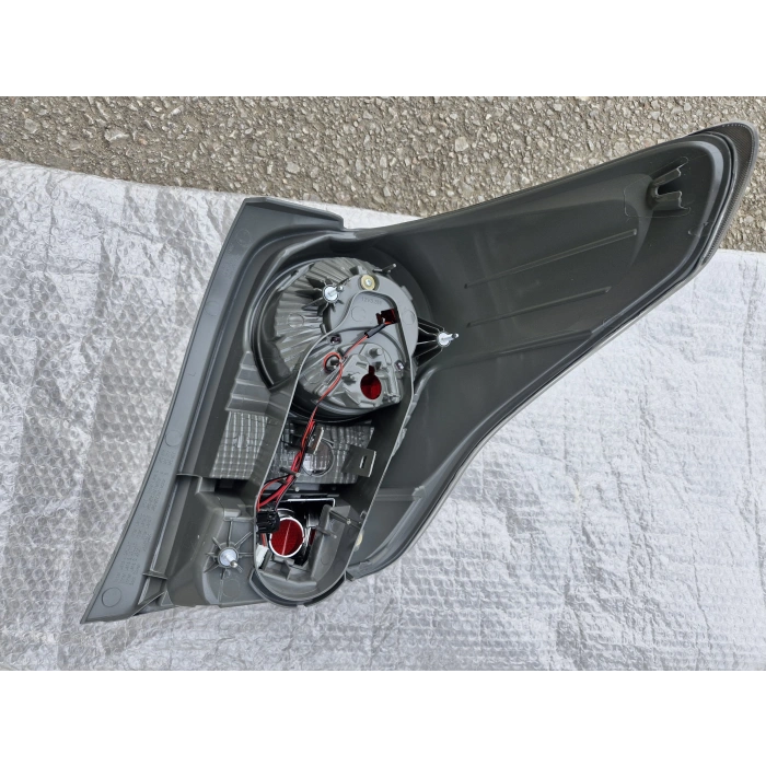 TOYOTA VERSO SOL ARKA STOP LAMBASI ULO DUYSUZ SIFIR 2009-2013