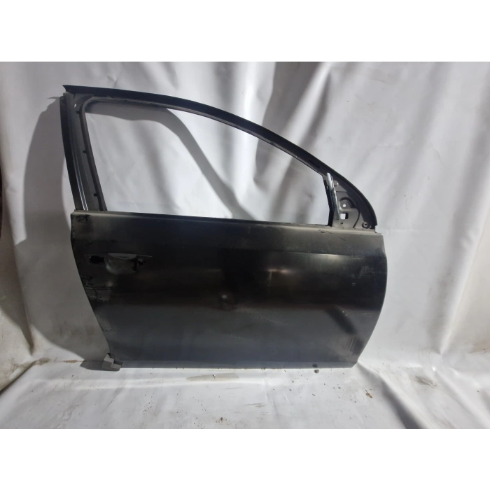 VOLKSWAGEN GOLF 6 SAĞ ÖN KAPI 2009-2012 SIFIR AYARINDA