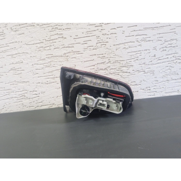 VOLKSWAGEN GOLF 7 SAĞ BAGAJ İÇ STOP LAMBASI ORJİNAL HATASIZ 2013-2017