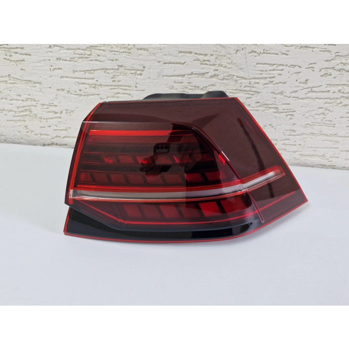 VOLKSWAGEN GOLF 7.5 SAĞ ARKA DIŞ STOP HİGHLİNE SIFIR 2017-2020