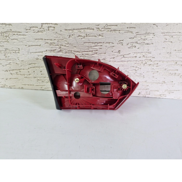 VOLKSWAGEN JETTA SAĞ İÇ BAGAJ STOP LAMBASI SIFIR 2011-2014