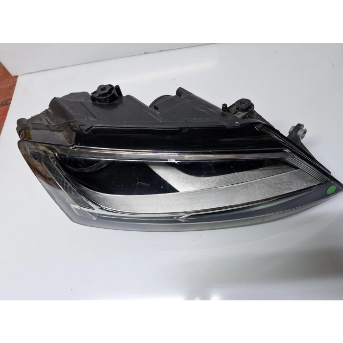 VOLKSWAGEN JETTA SAĞ ÖN FAR 2011-2017 SIFIR AYARINDA