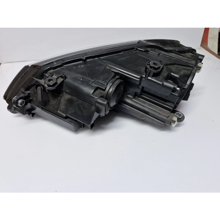 VOLKSWAGEN JETTA SAĞ ÖN FAR 2011-2017 SIFIR AYARINDA