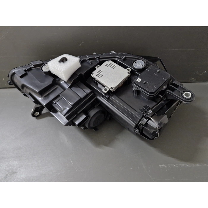 VOLKSWAGEN PASSAT B7 SOL ÖN DOLU FAR LEDLİ SIFIR 2011-2015