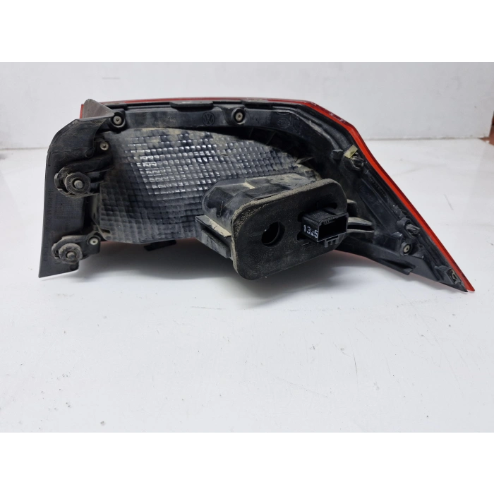 VOLKSWAGEN PASSAT B8 SOL DIŞ STOP ORJİNAL HATASIZ 2015-2018