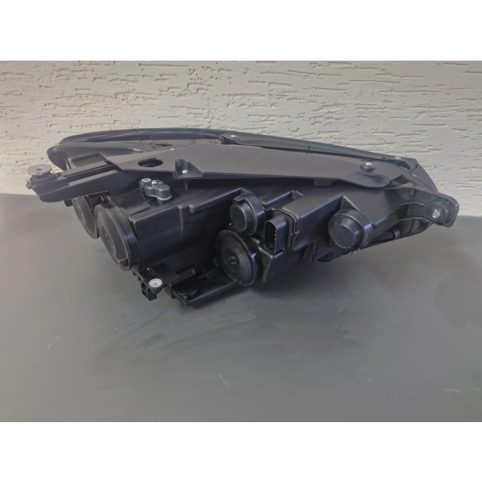 VOLKSWAGEN PASSAT B8 SOL ÖN FAR SIFIR 2014-2019