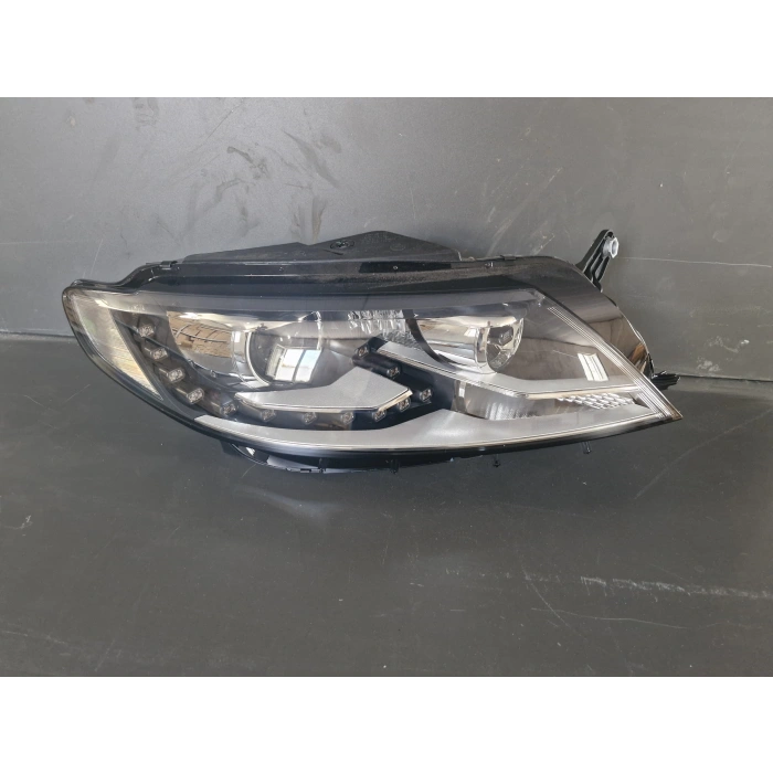 VOLKSWAGEN PASSAT CC LEDLİ SAĞ ÖN FAR SIFIR 2013-2017