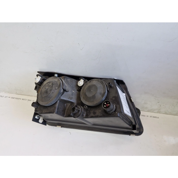 VOLKSWAGEN PASSAT SOL ÖN FAR 1997-2001 SIFIR AYARINDA