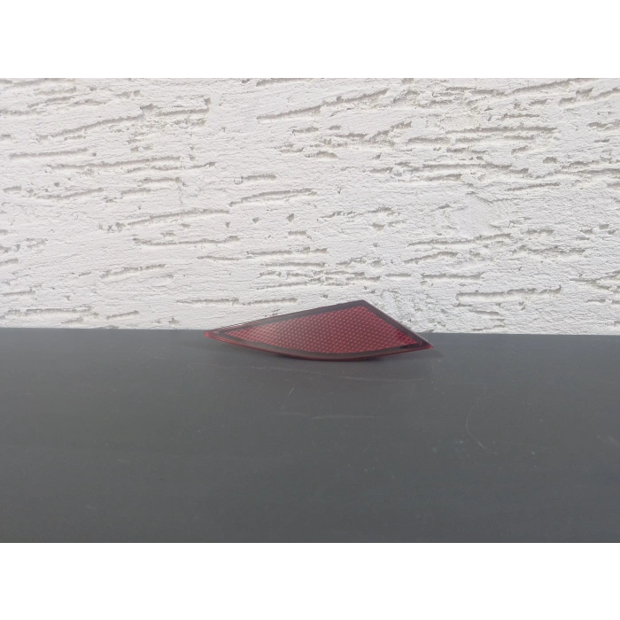 VOLKSWAGEN POLO ARKA TAMPON REFLEKTÖRÜ SAĞ İÇ SIFIR 2021-2023