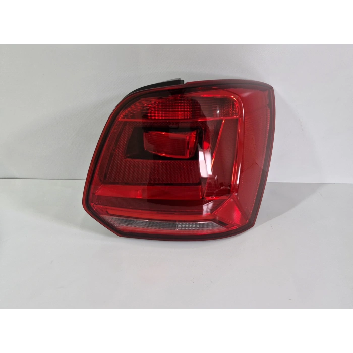 VOLKSWAGEN POLO SAĞ ARKA STOP LAMBASI SIFIR 2015-2018