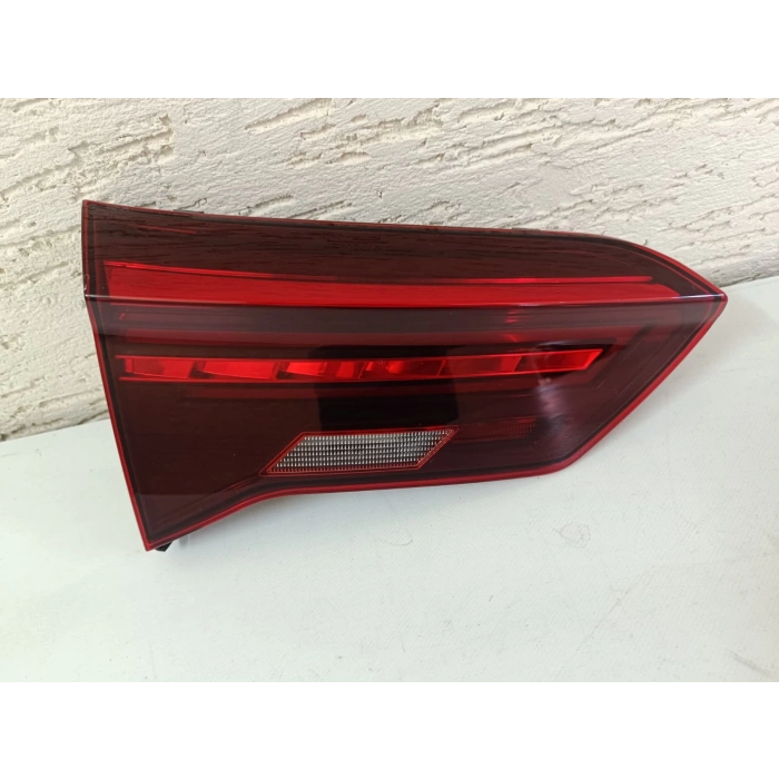 VOLKSWAGEN T-ROC SOL ARKA STOP LAMBASI LEDLİ SIFIR 2020-2023