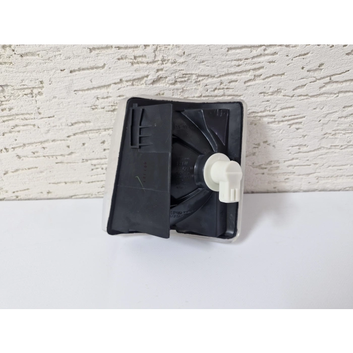 VOLKSWAGEN TRANSPORTER SAĞ ÖN FAR SİNYALİ BEYAZ SIFIR 1991-2002