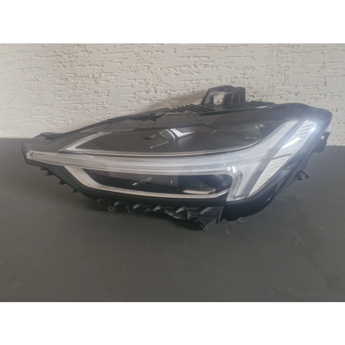 VOLVO XC60 SOL ÖN FAR SIFIR ORJİNAL 2018-2020