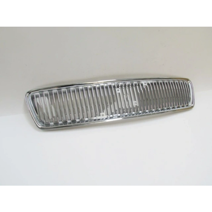 VOLVO V40- 96/01; ÖN PANJUR NİKELAJLI (TYG)