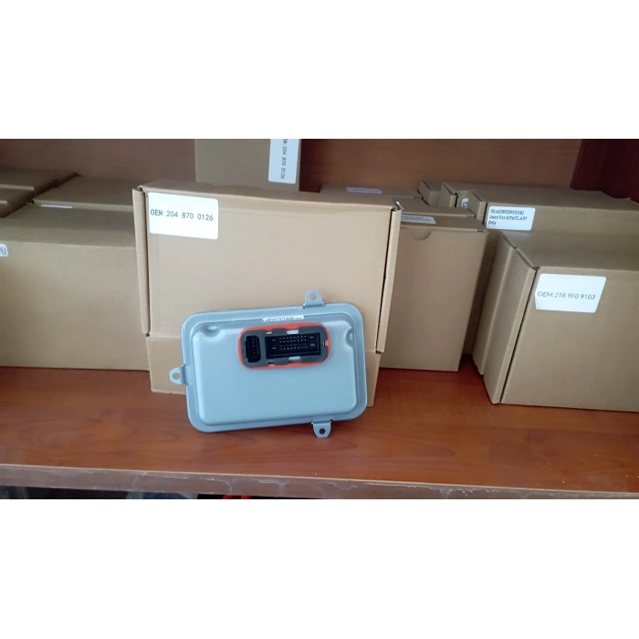 W204 C180 ZENON FAR LED BEYNİ SIFIR 2007-2011