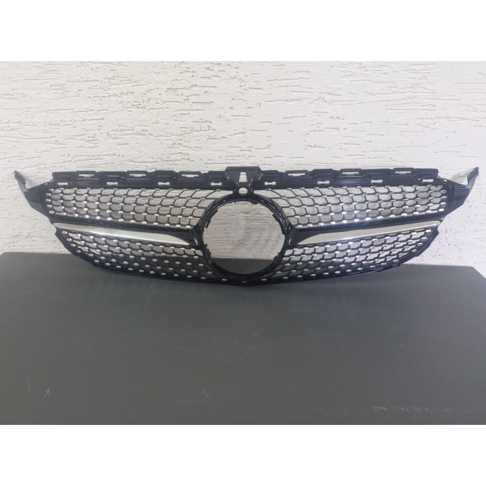 W205 C200 ÖN PANJUR DİAMOND KROM SİYAH KAMERALI SIFIR 2014-2018
