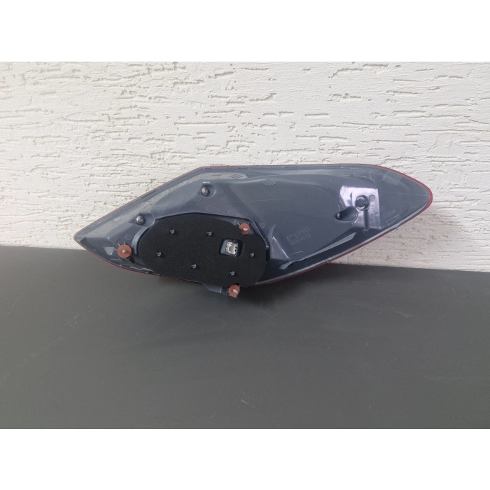 W205 C200 SOL ARKA STOP LAMBASI SIFIR 2014-2018