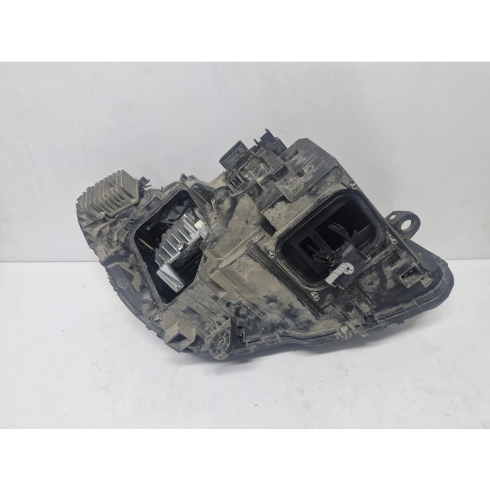 W205 C200 SOL ÖN FAR ORJİNAL ÇIKMA 2014-2018