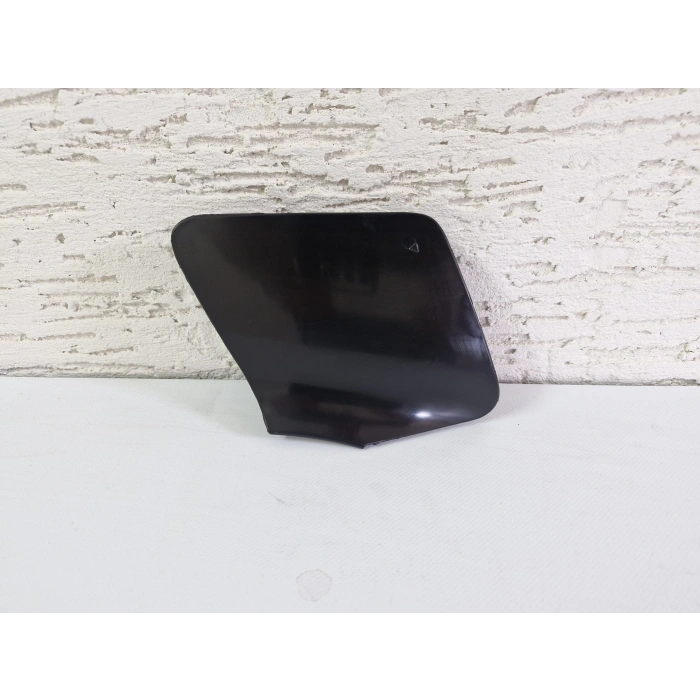 W218 CLS AMG ÖN TAMPON ÇEKİ KAPAĞI SIFIR 2012-2017