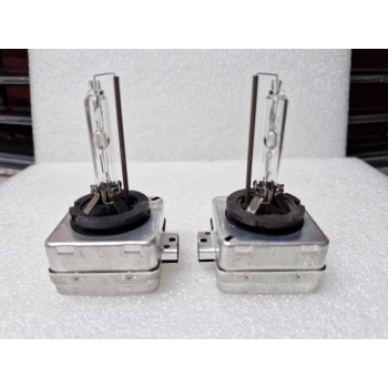 BMW F10 520 F30 320 FAR ZENON AMPUL TAKIM D1S ORJİNAL PHILIPS