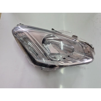 CİTROEN BERLİNGO SAĞ FAR SİYAH SİNYAL 2011-2018 SIFIR AYARINDA