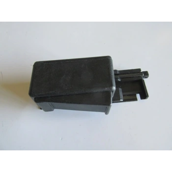 FIAT DOBLO- 06/10; ARKA KAPI CAM KİLİTLEME MANDALI SAĞ (SÜRGÜLÜ KAPI)