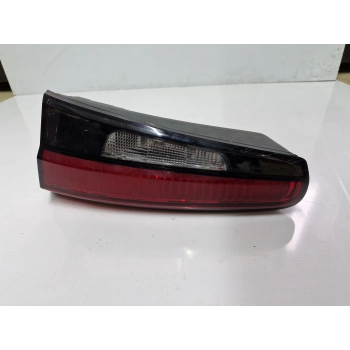 FİAT EGEA HB SAĞ BAGAJ İÇ STOP LAMBASI DUYLU ORJİNAL 2015-2020