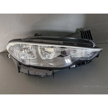 FİAT EGEA SAĞ ÖN FAR MOTORLU SİYAH ZEMİN SIFIR 2015-2020