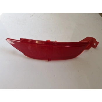 FORD FİESTA TAMPON SAĞ ARKA REFLEKTÖRÜ SIFIR 2008-2016
