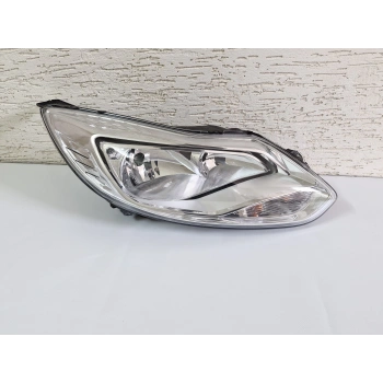 FORD FOCUS 3 SAĞ ÖN FAR BEYAZ ZEMİN SIFIR 2011-2017