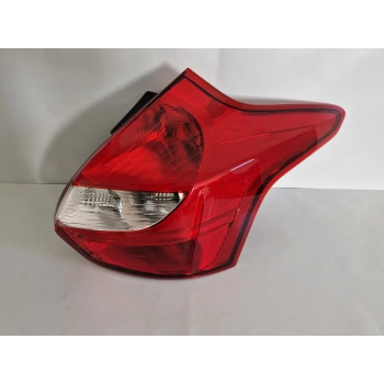 FORD FOCUS HB SAĞ ARKA STOP LAMBASI SIFIR 2011-2015