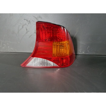 FORD FOCUS SEDAN SAĞ ARKA STOP LAMBASI SIFIR 1998-2004