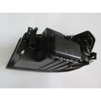 FORD TRANSIT- V184- 02/06; FAR LAMBASI SAĞ ELEKTRİKLİ/MANUEL SİYAH 4 FİŞLİ (H4)(AYFAR) (E MARKLI)