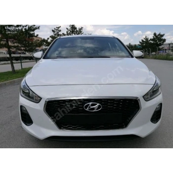 HYUNDAI I30- 17/18; ARAÇ BİLGİLERİ VE RESİMLERİ