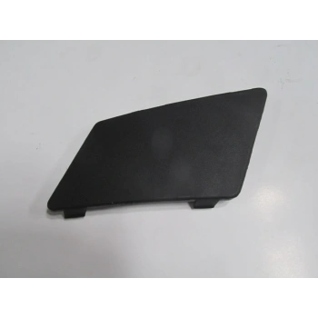 IVECO DAILY- 14/19; ÖN TAMPON ÇEKİ DEMİRİ KAPAĞI ÜST SAĞ (TW)