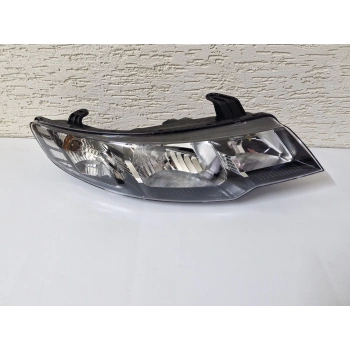 KİA CERATO SAĞ ÖN FAR MANUEL SIFIR 2009-2014