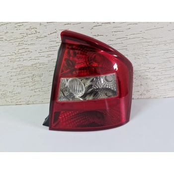 KİA CERATO SEDAN SAĞ ARKA STOP LAMBASI DUYLU SIFIR 2004-2007